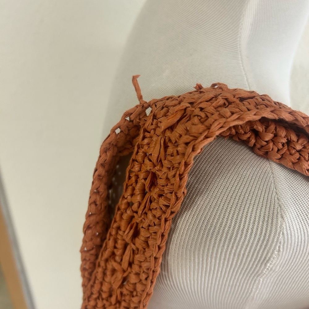 Haute Hippie  RARE color Terra Cotta woven Shoulder Hobo Bag NWT 
Snap closure - Picture 6 of 7